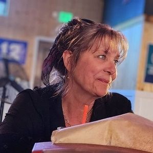 Meet your Posher, Paula